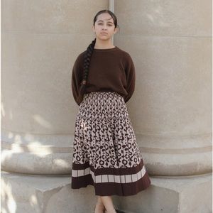 THICK material: the Inessa skirt by RARA CLOTH
